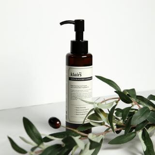 Klairs Gentle Black Deep Cleansing Oil